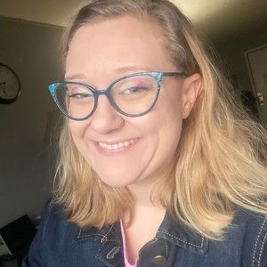 Meet your Posher, Jeni